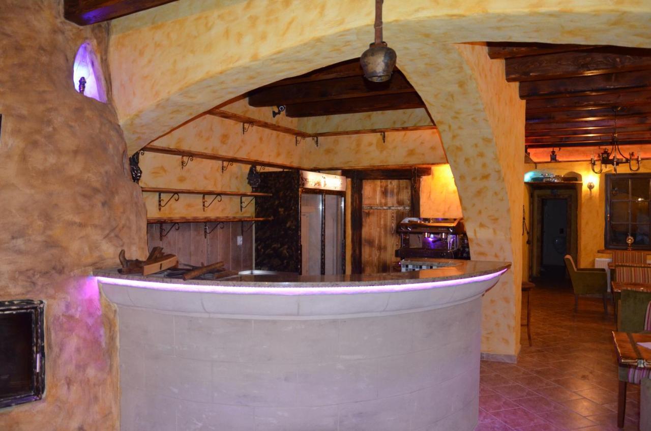 Palatin Apartment Cachtice Bagian luar foto