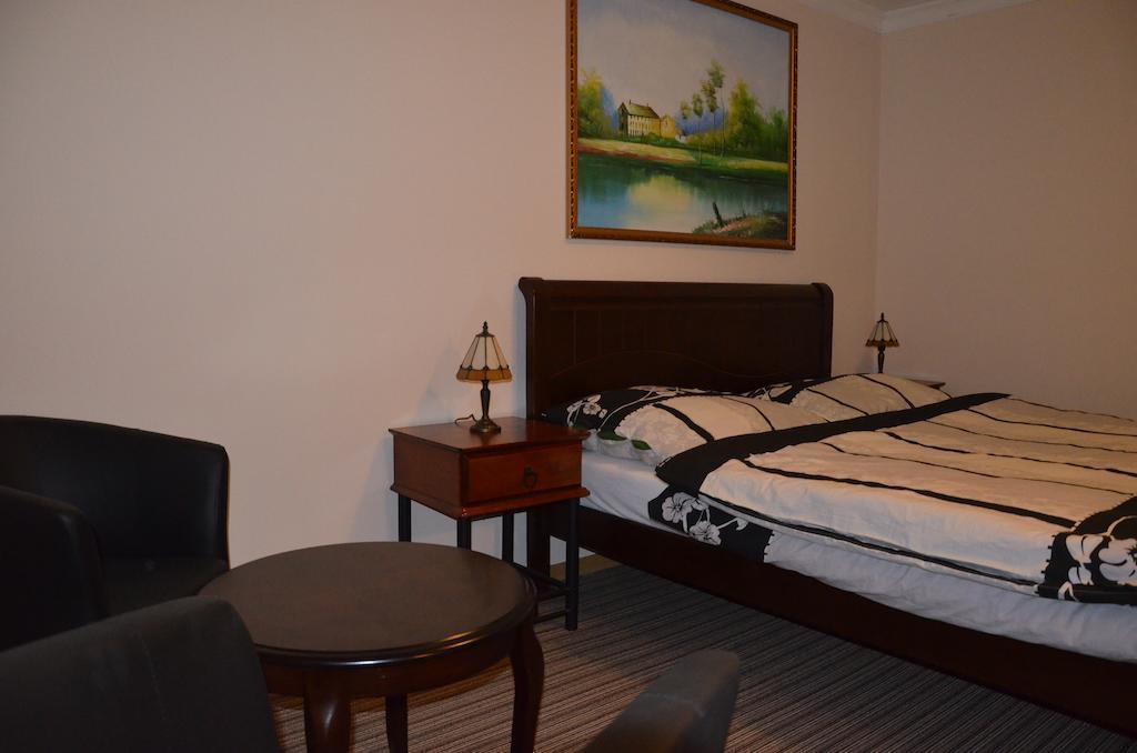 Palatin Apartment Cachtice Bagian luar foto