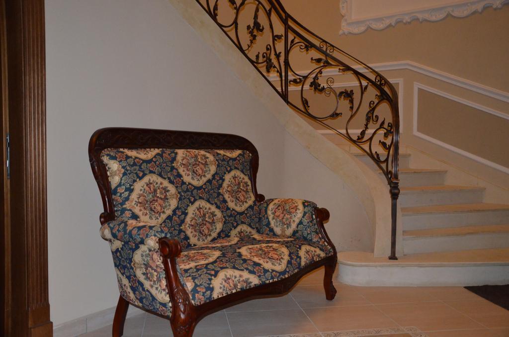 Palatin Apartment Cachtice Bagian luar foto
