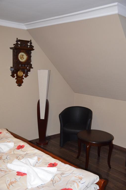 Palatin Apartment Cachtice Bagian luar foto